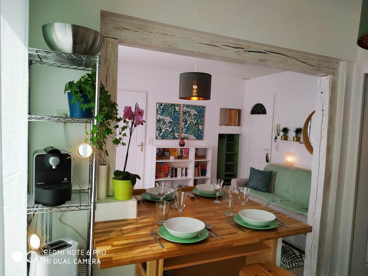 شقة 2 Min Walk From Train Station And Center Of تور المظهر الخارجي الصورة